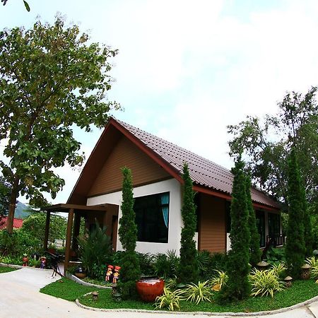 Silver Garden Resort Suan Phueng Εξωτερικό φωτογραφία